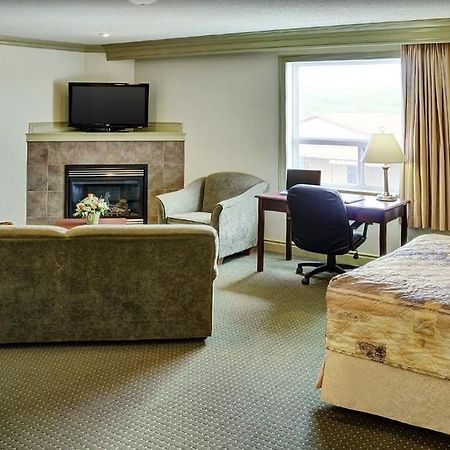 Nova Inn Peace River Exterior photo